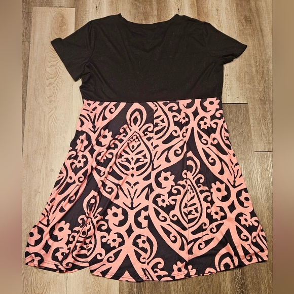 NEW Nemidor Dress Pink Black Short Sleeve Midi Fit Flare Pockets Boho Print Knee - Picture 3 of 6